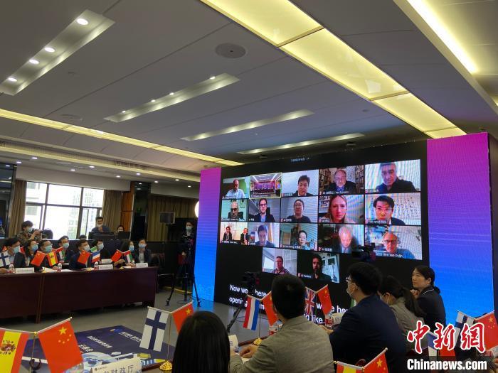 浙江省首场服务贸易云展会现场。<a target='_blank' href='http://www.chinanews.com/'>中新社</a>记者 黄慧 摄