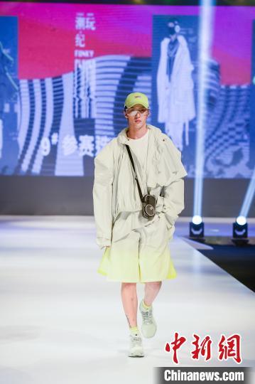 第二届中国时尚设计大赛决赛引人瞩目。主办方提供